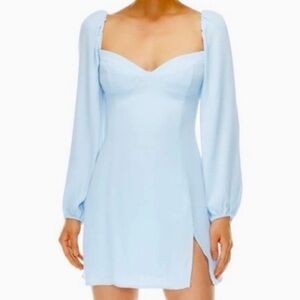 Novella Dress Puff-sleeve mini dress with slit